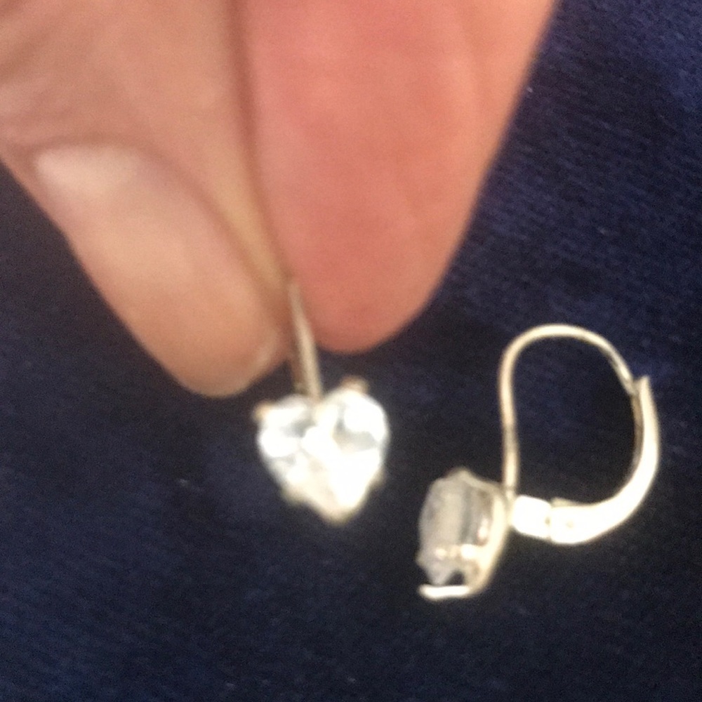 Vintage Earrings Stamped “HH”  Silver heart - Picture 6 of 6